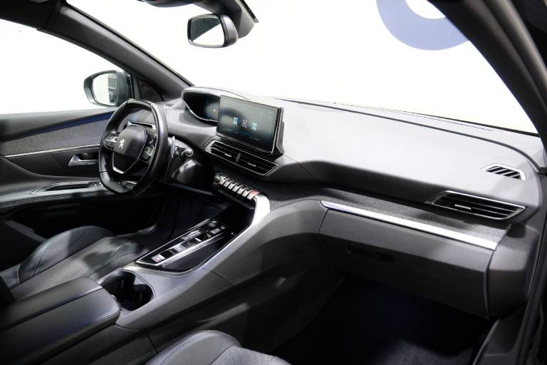 PEUGEOT 3008 56