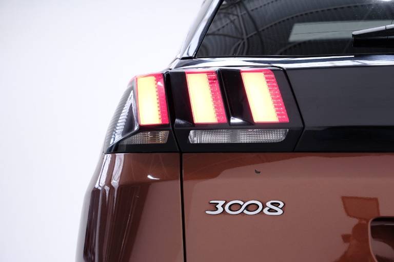 PEUGEOT 3008 51