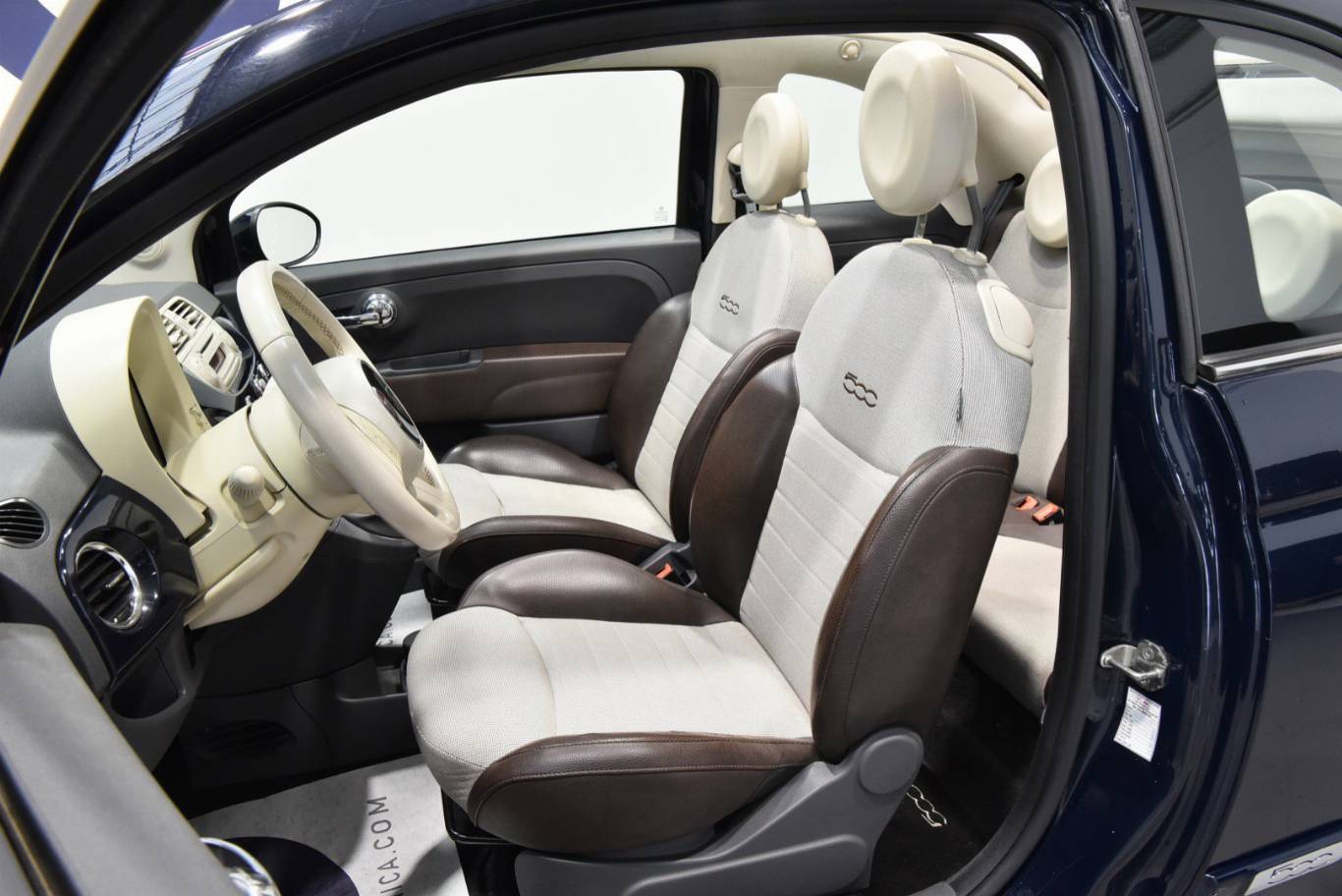 FIAT 500C 4