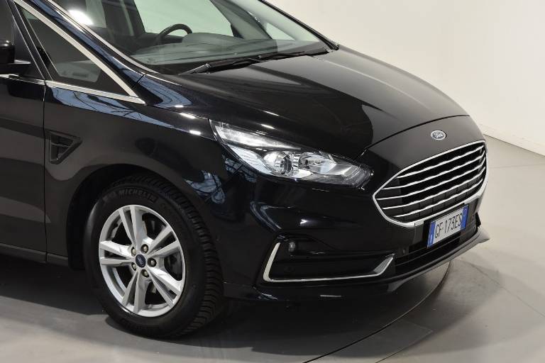 FORD S-Max 13