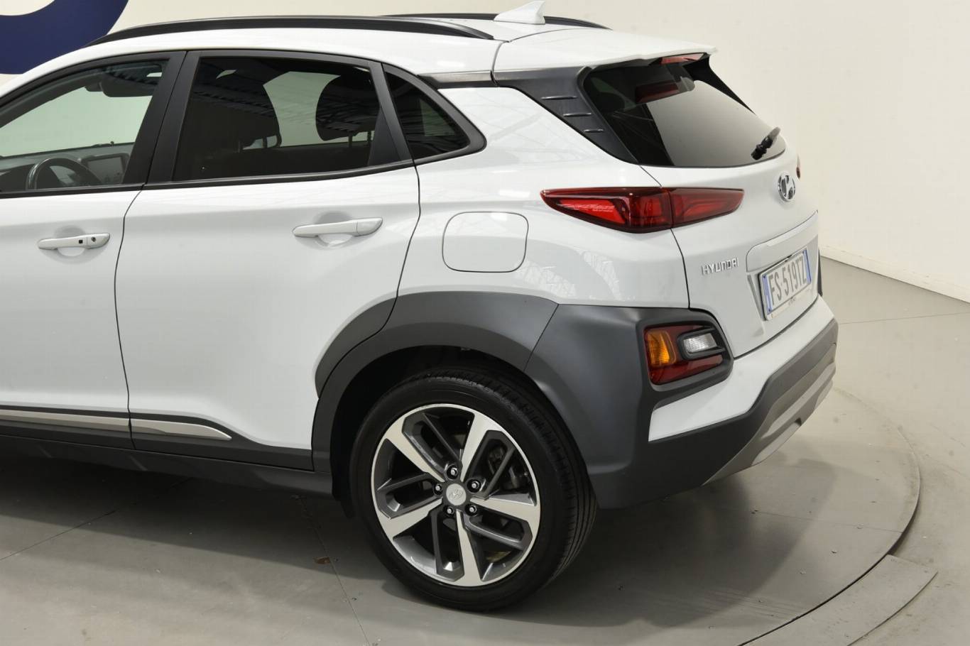 HYUNDAI Kona 36