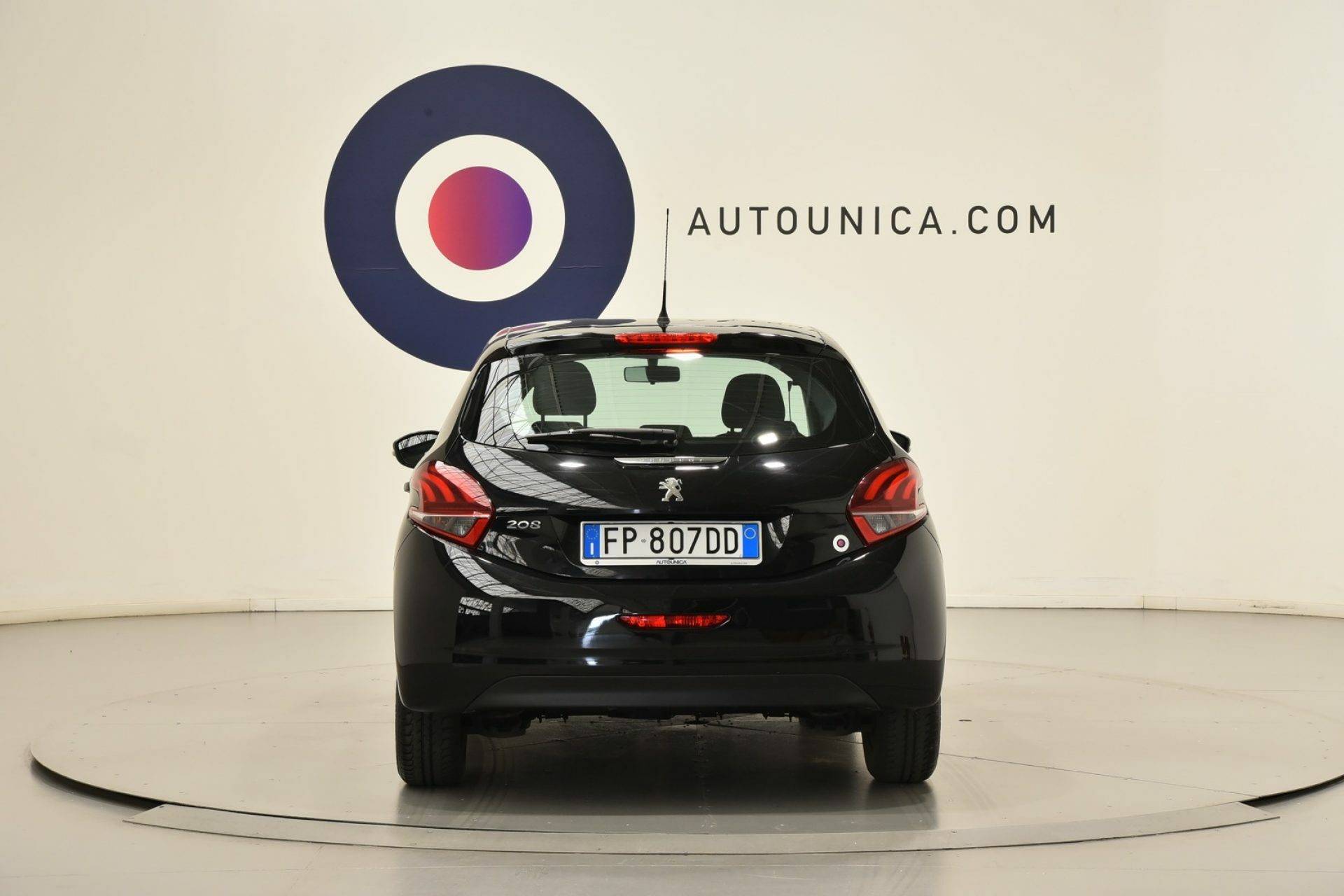 Autoradio PEUGEOT 208 I (CA_, CC_) 1.6 HDi / BlueHDi 75 3018177