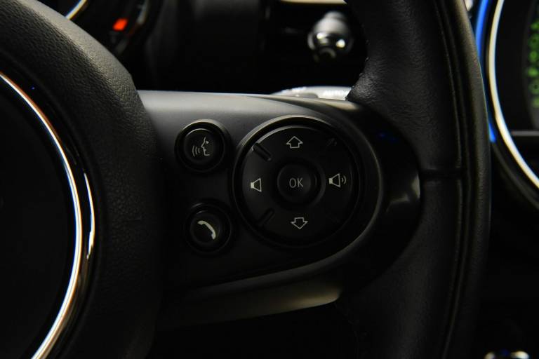 MINI Clubman 8