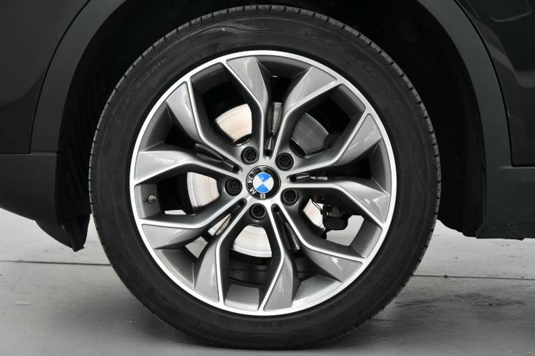BMW X4 37