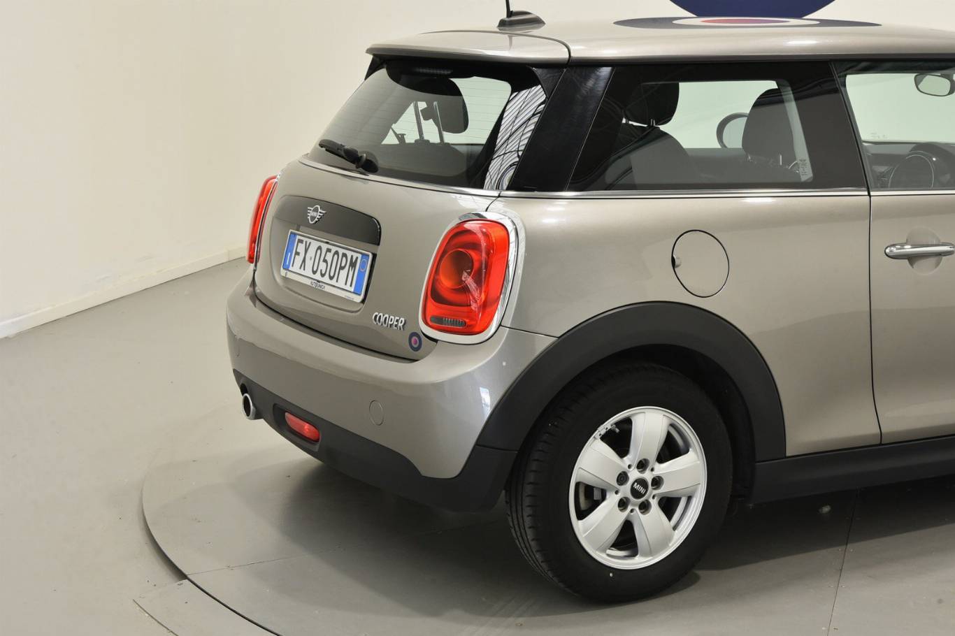 MINI Cooper 11