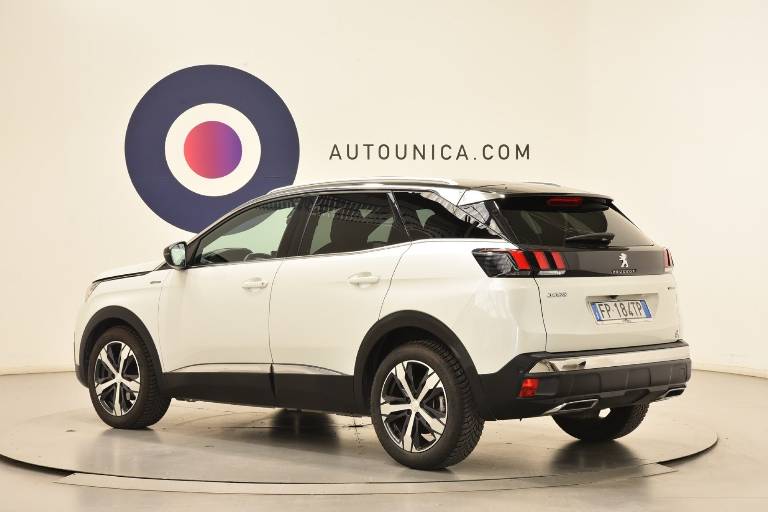 PEUGEOT 3008 7