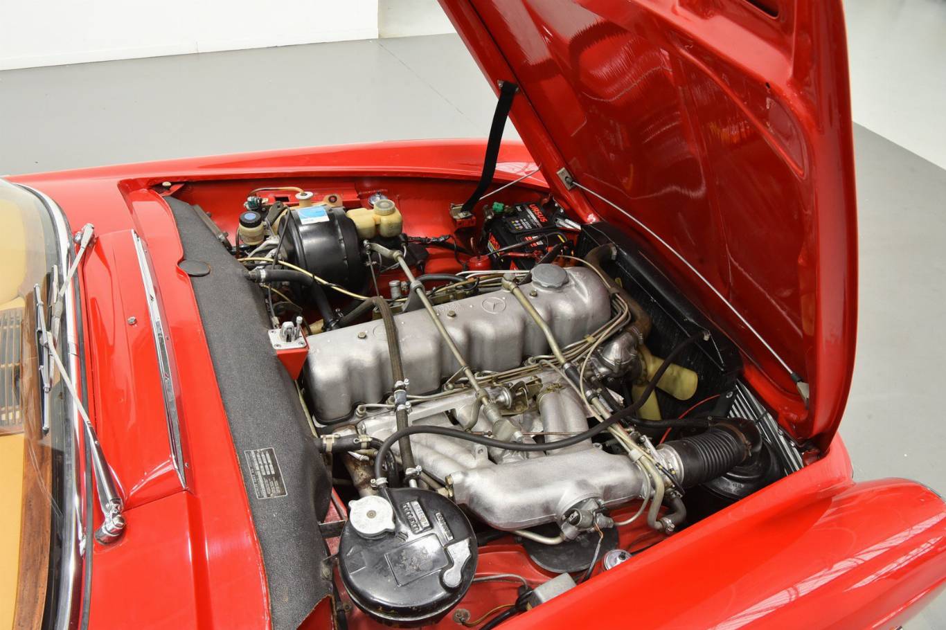 MERCEDES-BENZ SL 230 61