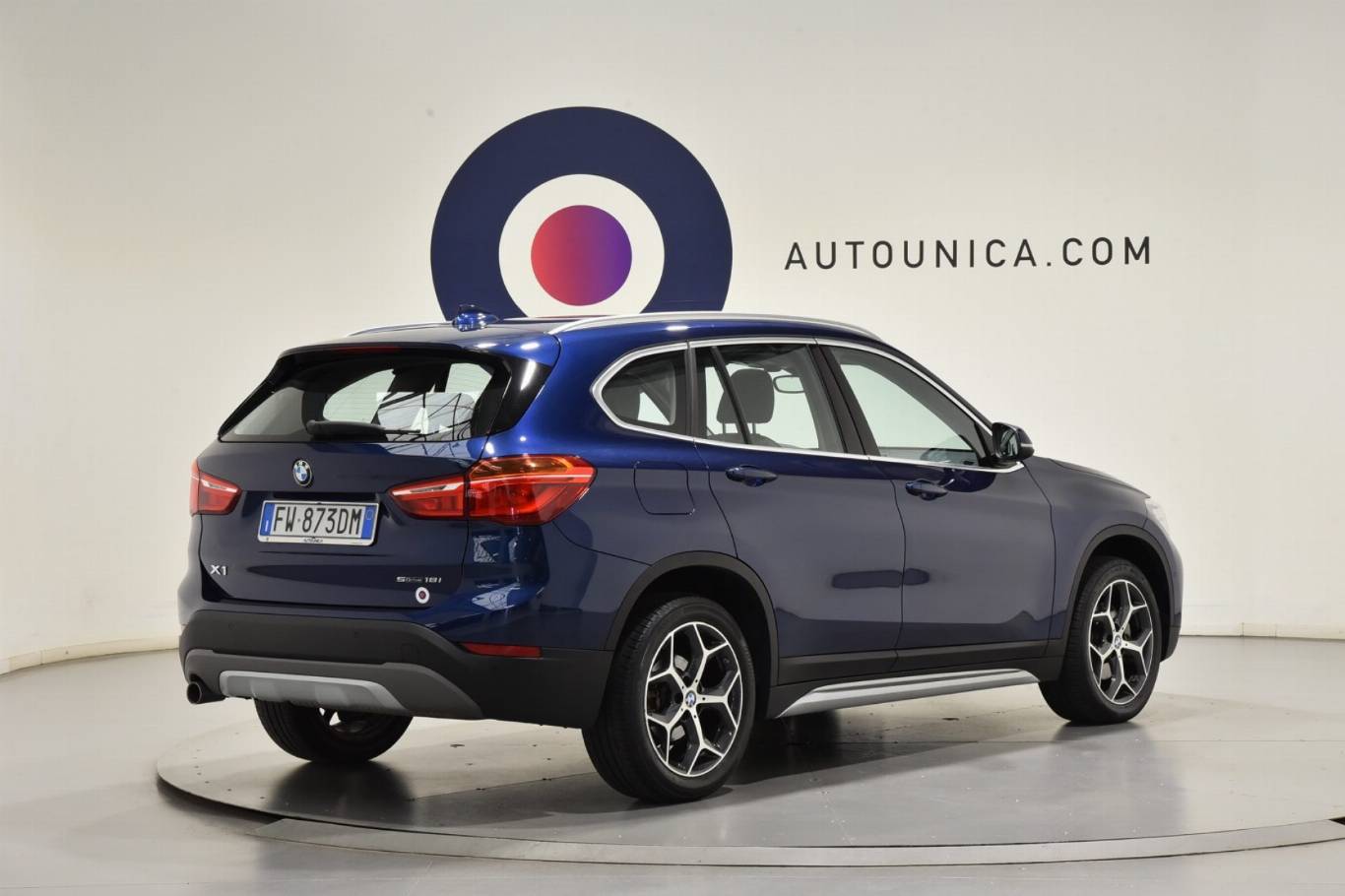 BMW X1 11