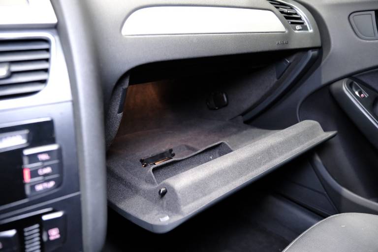 AUDI A4 34