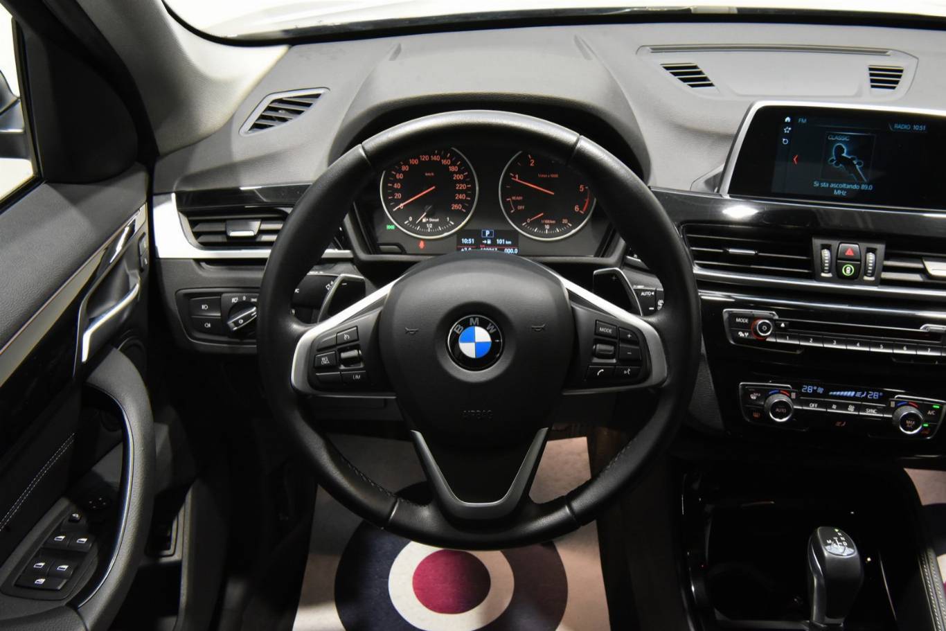 BMW X1 21