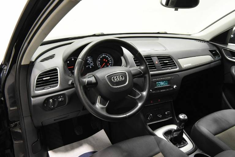 AUDI Q3 14