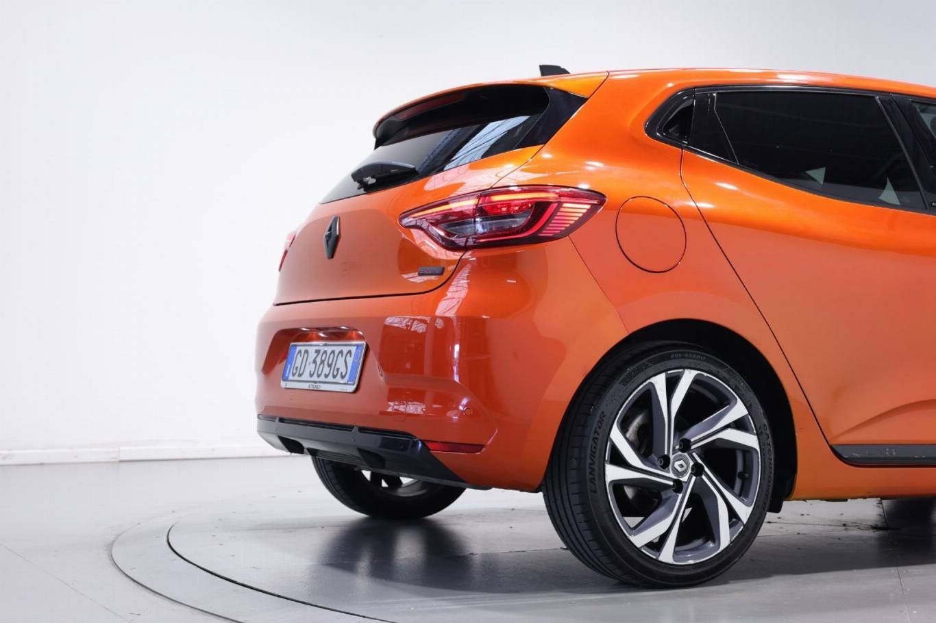 RENAULT Clio 45