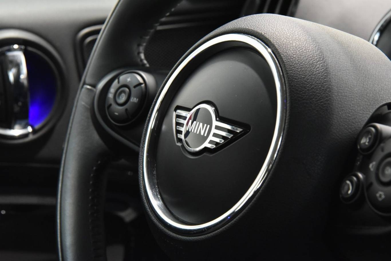 MINI Countryman 32