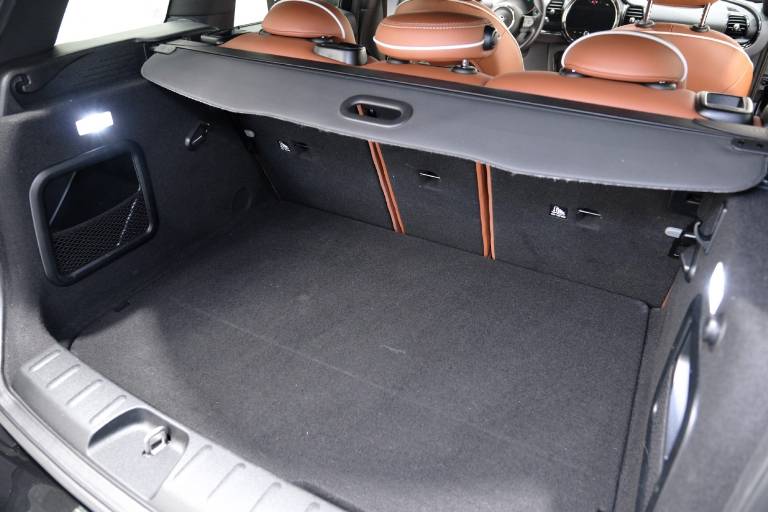 MINI Cooper Clubman 69