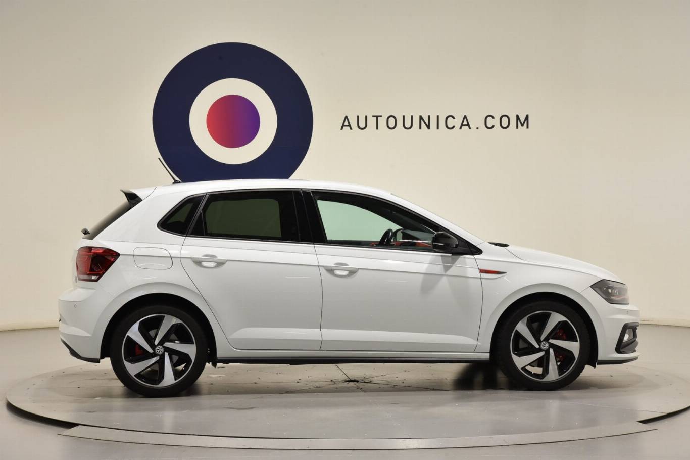 VOLKSWAGEN Polo GTI 31
