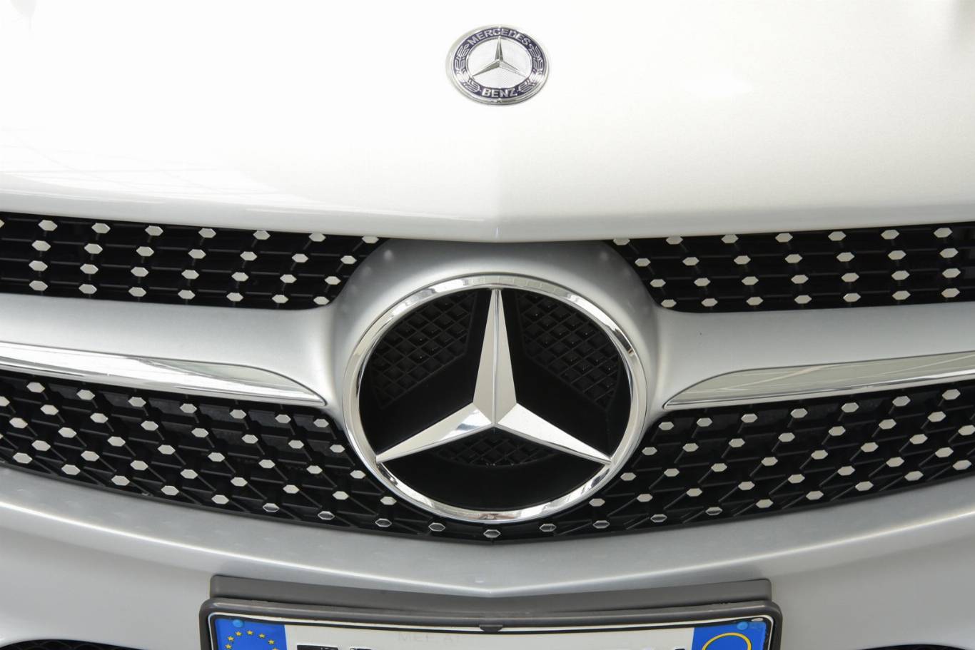 MERCEDES-BENZ CLA 200 65