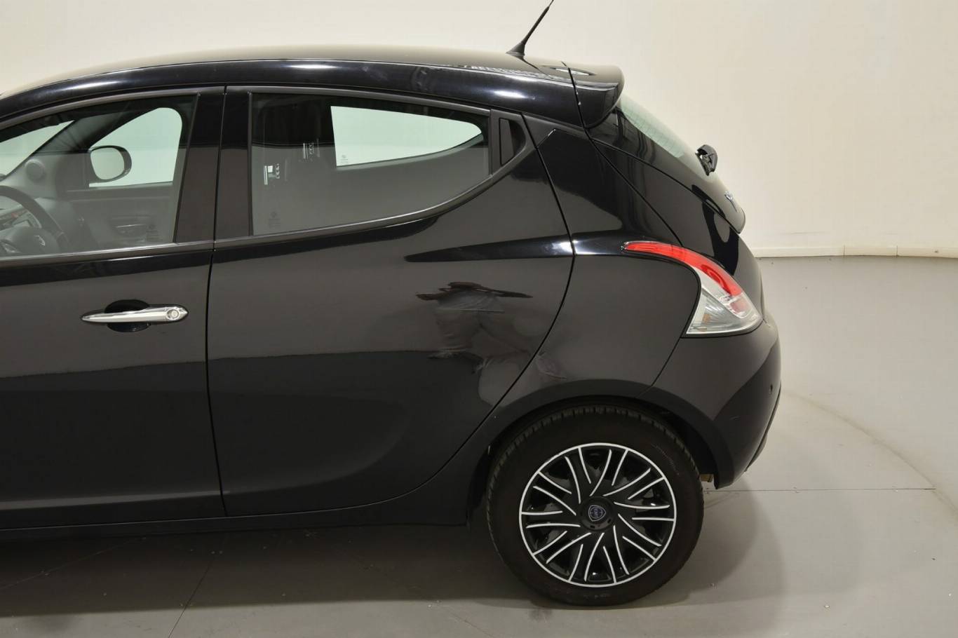 LANCIA Ypsilon 38