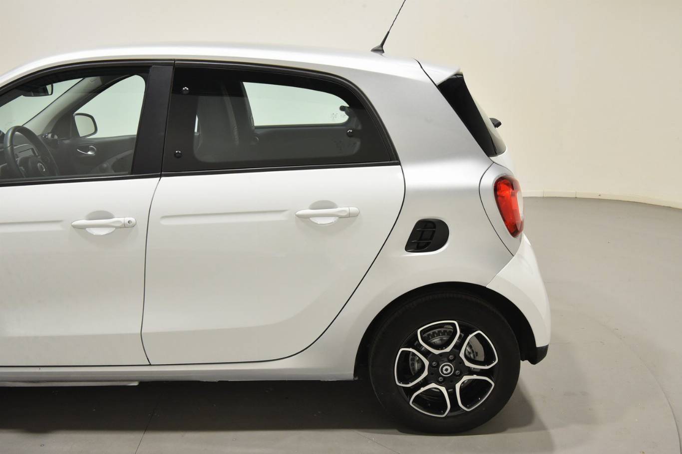 SMART ForFour 44