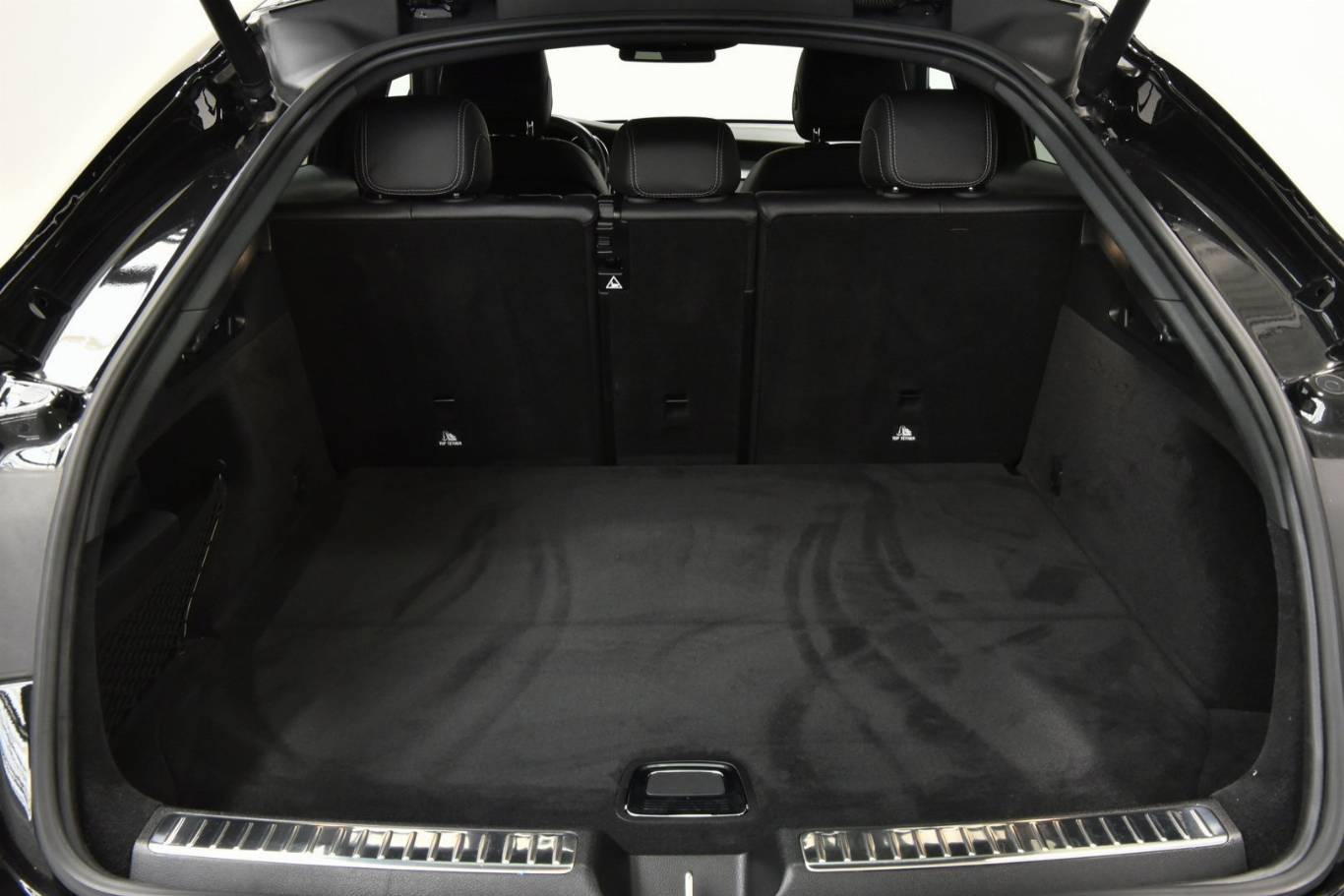 MERCEDES-BENZ GLC 220 13