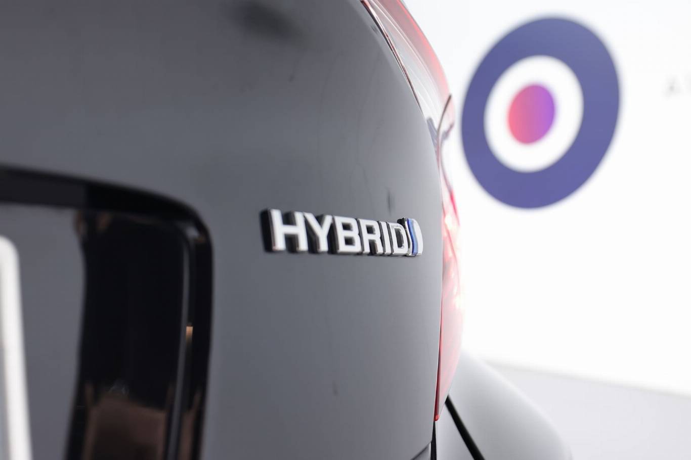 TOYOTA C-HR 19