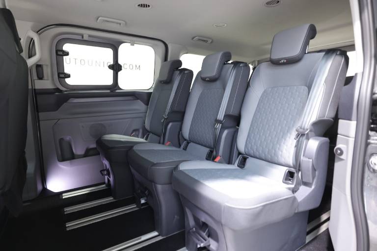 FORD Tourneo Custom 36