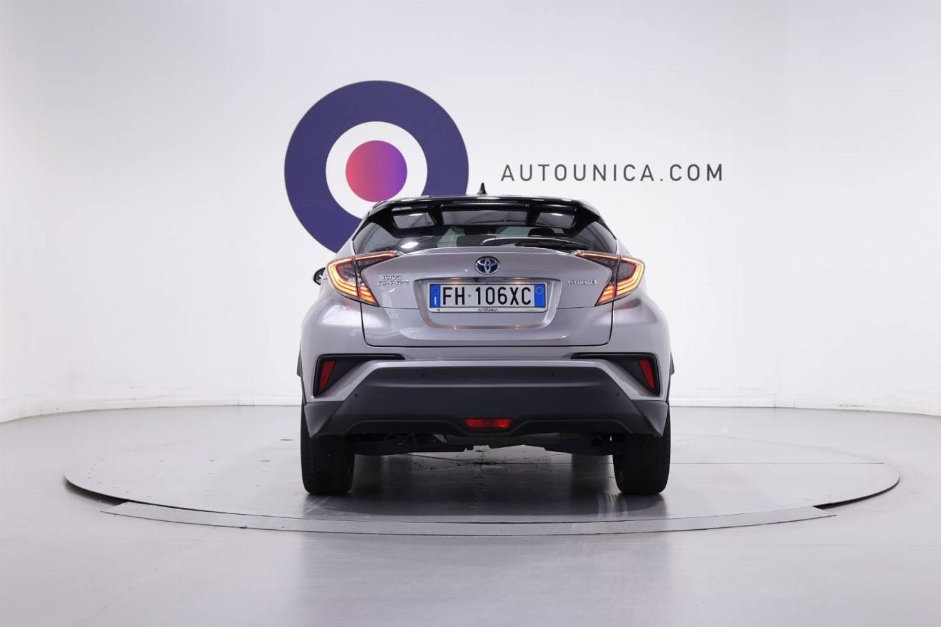TOYOTA C-HR 16