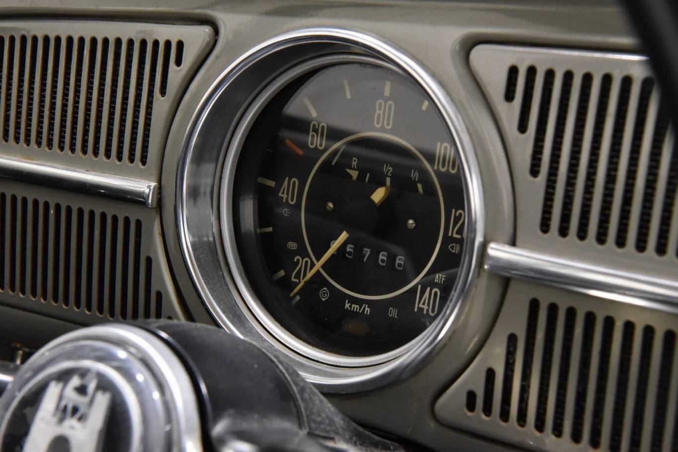 VOLKSWAGEN Maggiolino 28