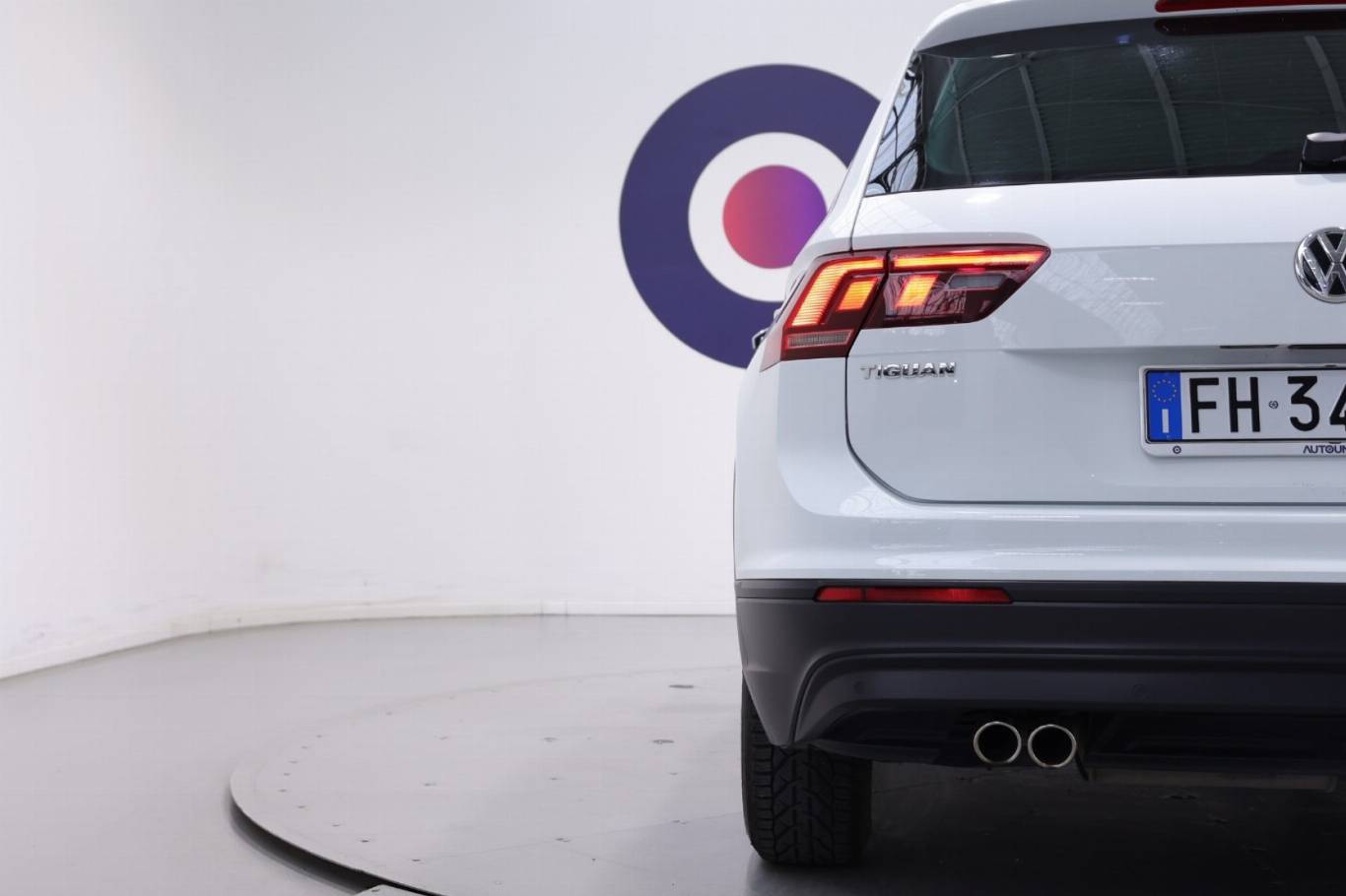 VOLKSWAGEN Tiguan 47