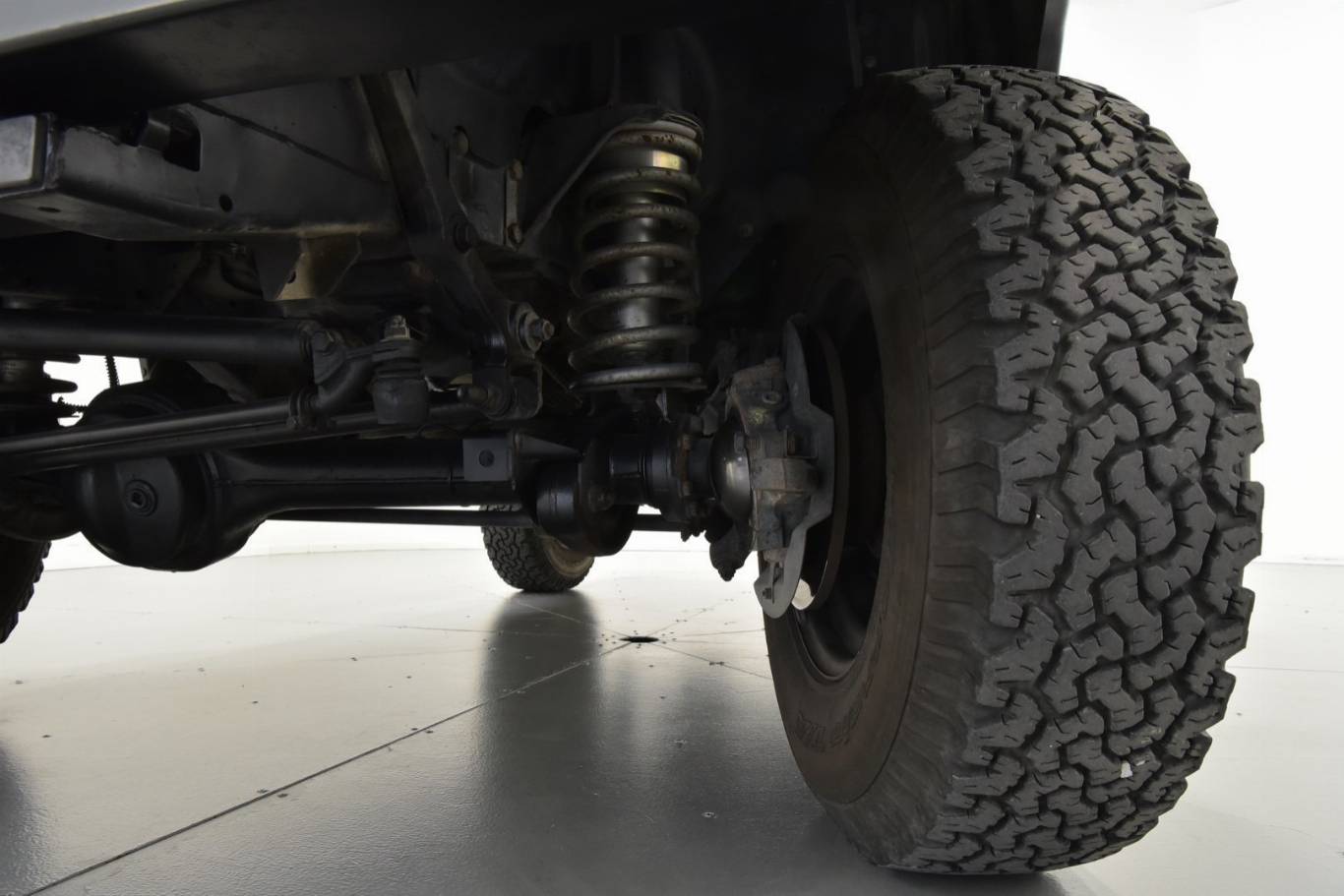 LAND ROVER Defender 72