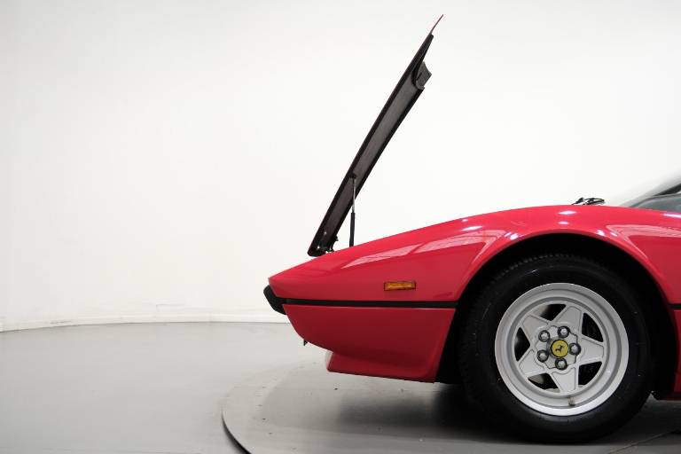 FERRARI 308 63