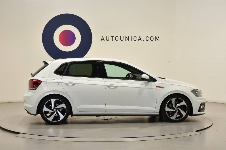 VOLKSWAGEN Polo GTI 31