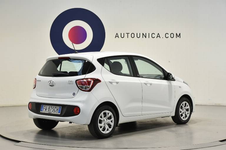 HYUNDAI I10 30