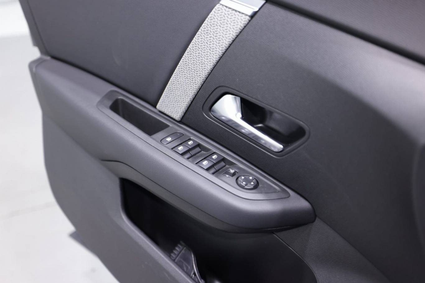 CITROEN C4 33