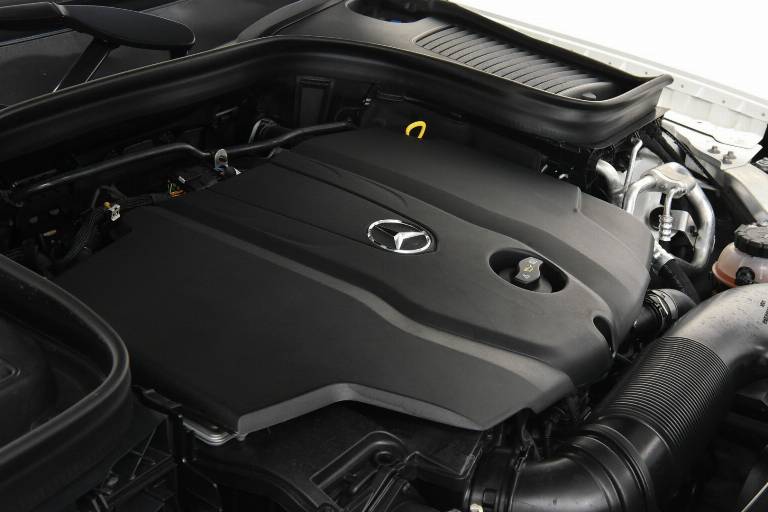 MERCEDES-BENZ GLC 250 47