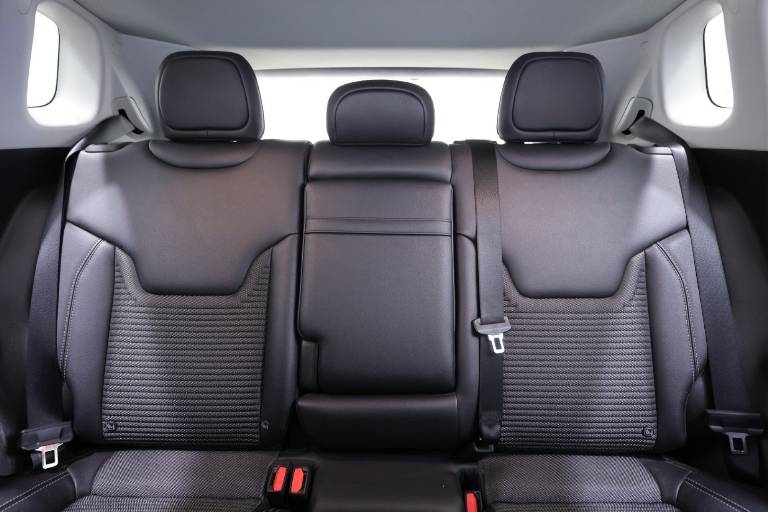 JEEP Compass 36