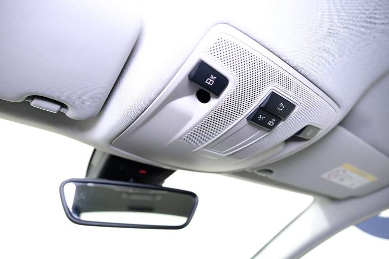 MERCEDES-BENZ CLA 220 35