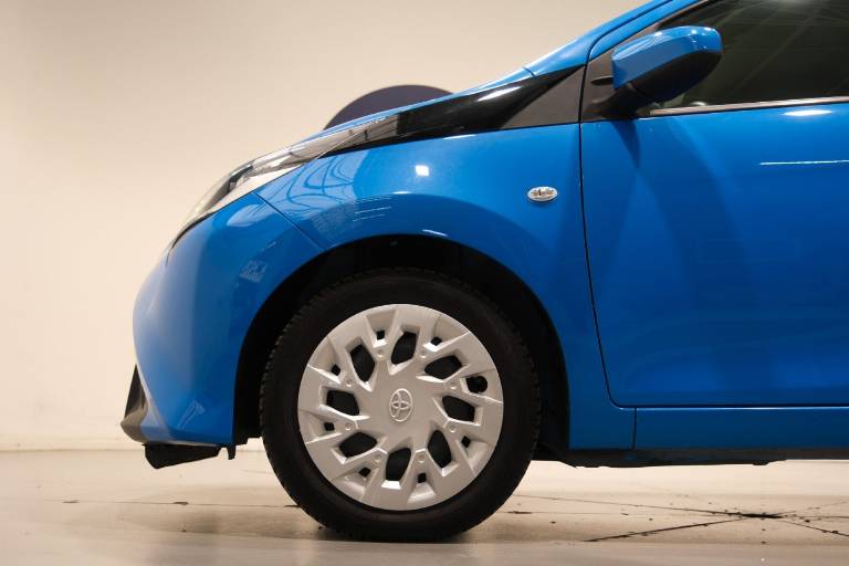 TOYOTA Aygo 18