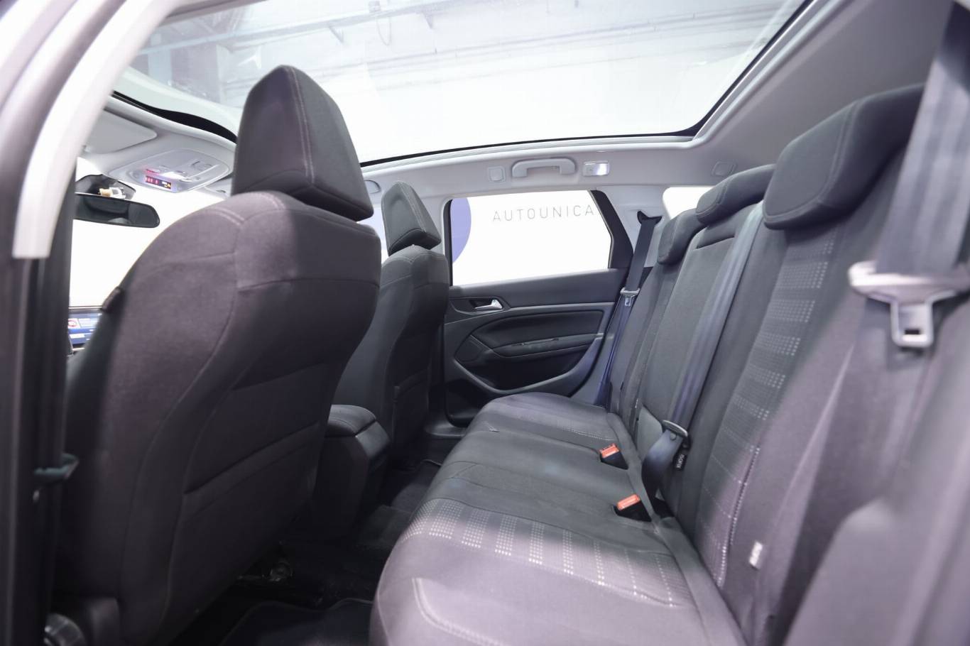 PEUGEOT 308 27