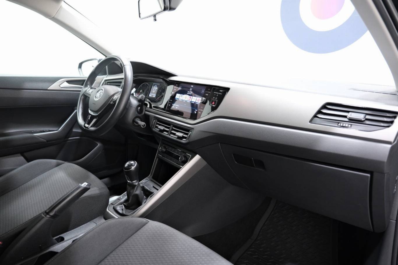 VOLKSWAGEN Polo 50