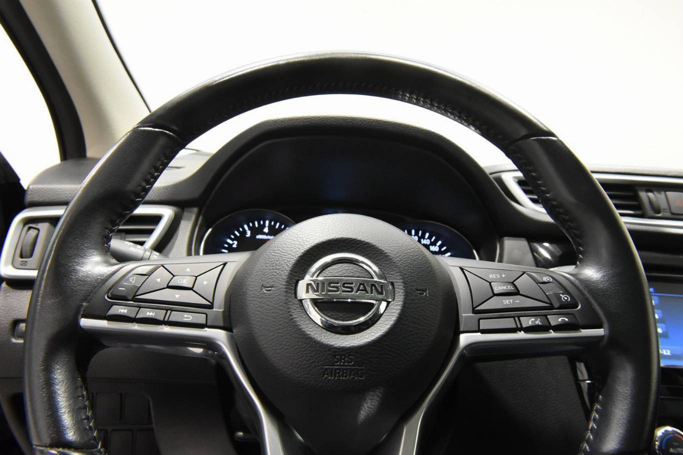 NISSAN Qashqai 33