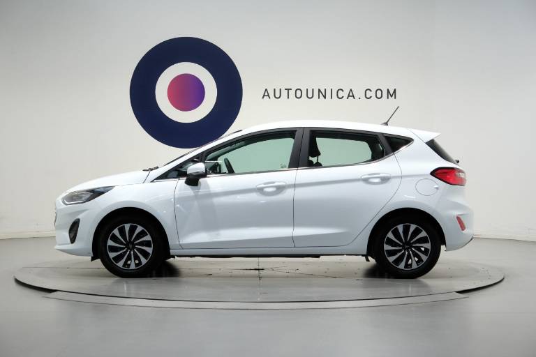 FORD Fiesta 18