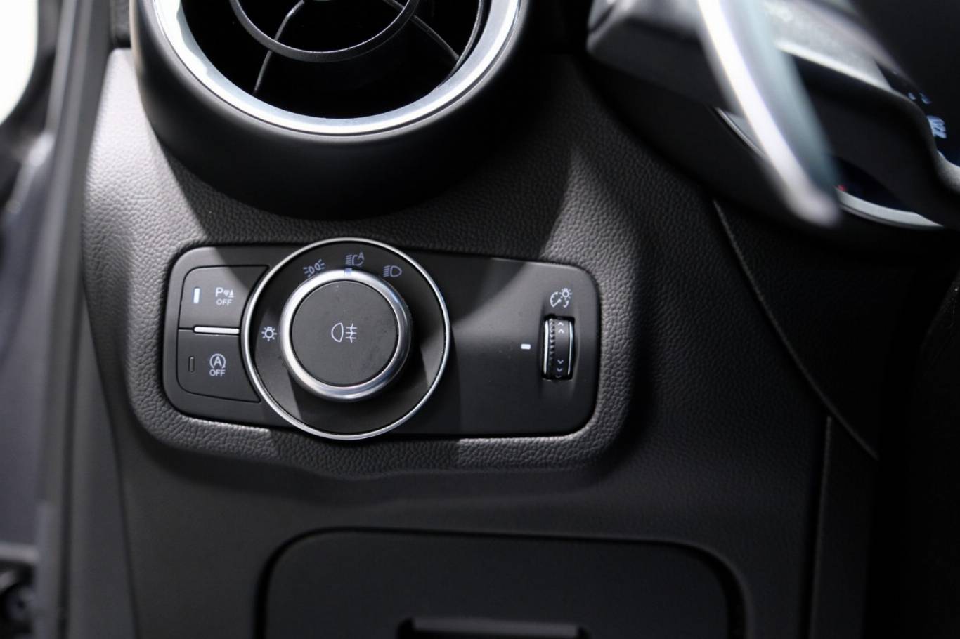 ALFA ROMEO Stelvio 21