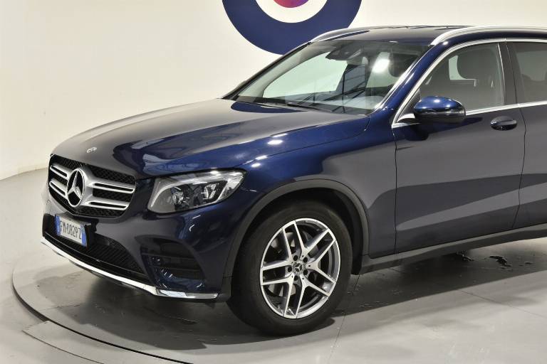 MERCEDES-BENZ GLC 220 32