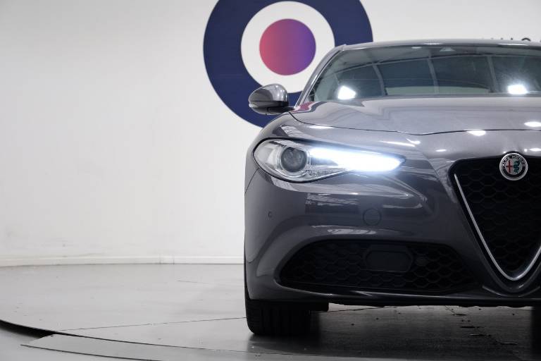 ALFA ROMEO Giulia 48