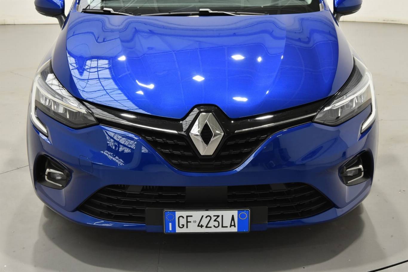 RENAULT Clio 38