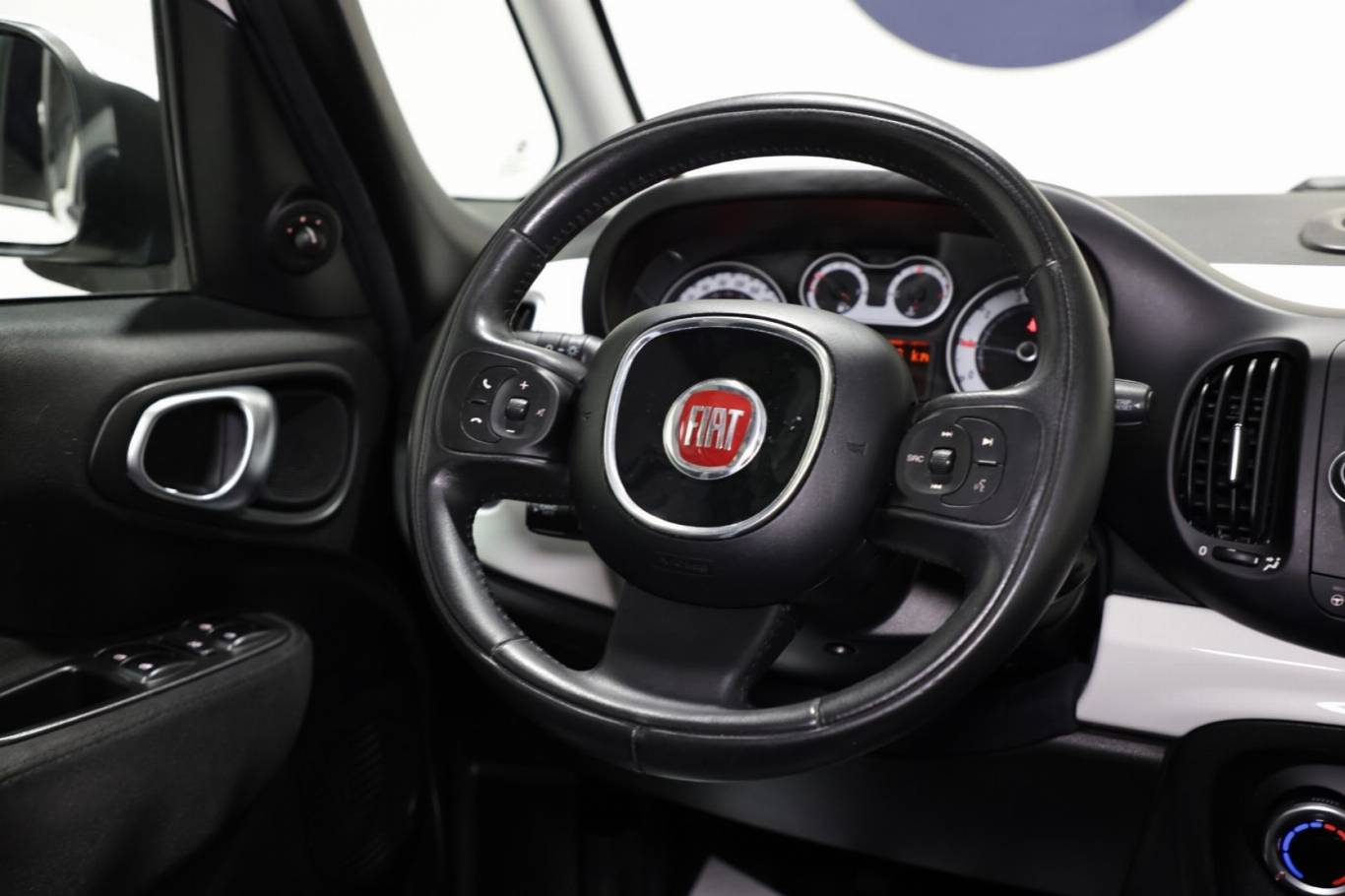 FIAT 500L 36