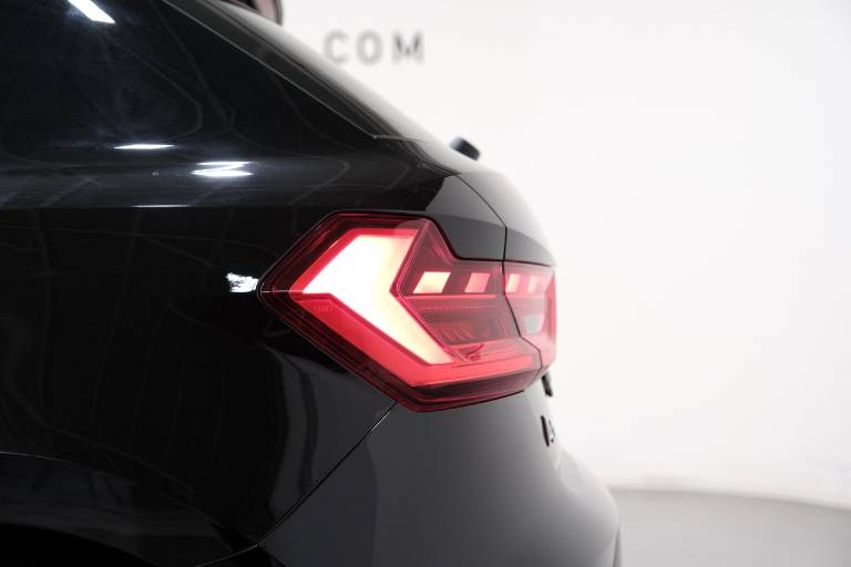 AUDI A1 43