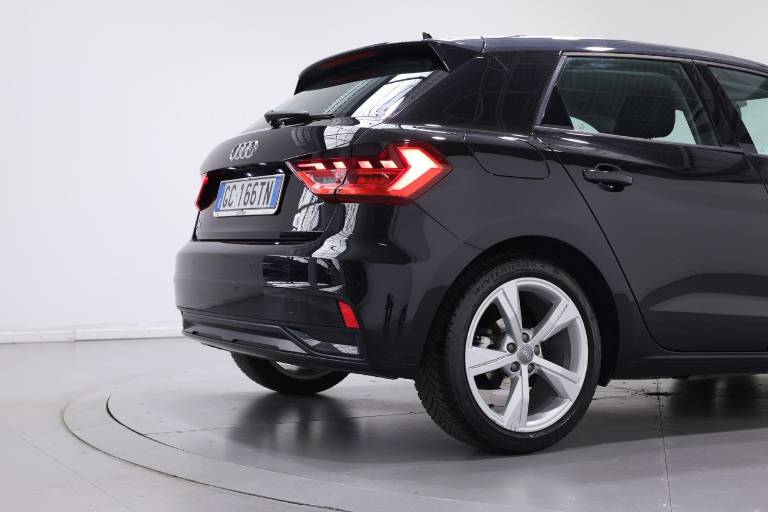 AUDI A1 42