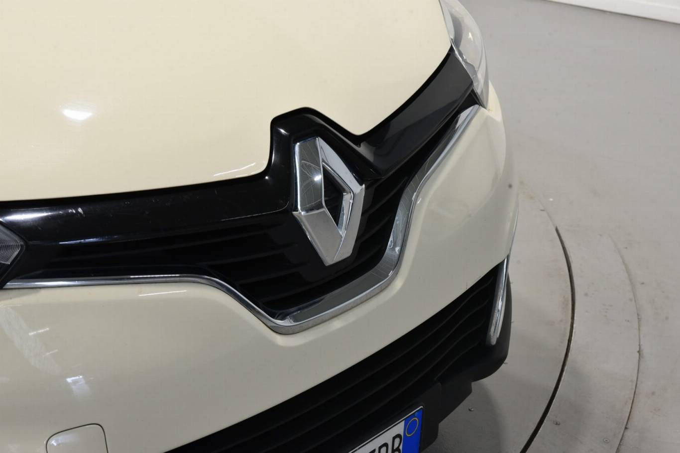 RENAULT Captur 38