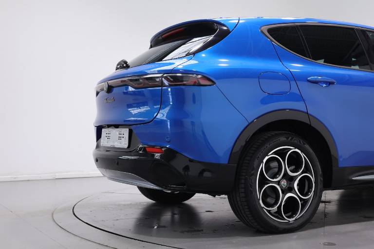ALFA ROMEO Tonale 13